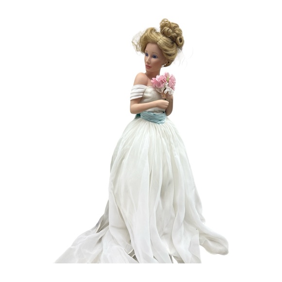 Ashton Drake Galleries 1997 Summer Dreams Porcelain Bride Doll By Sandra Bilotto - Picture 2 of 7